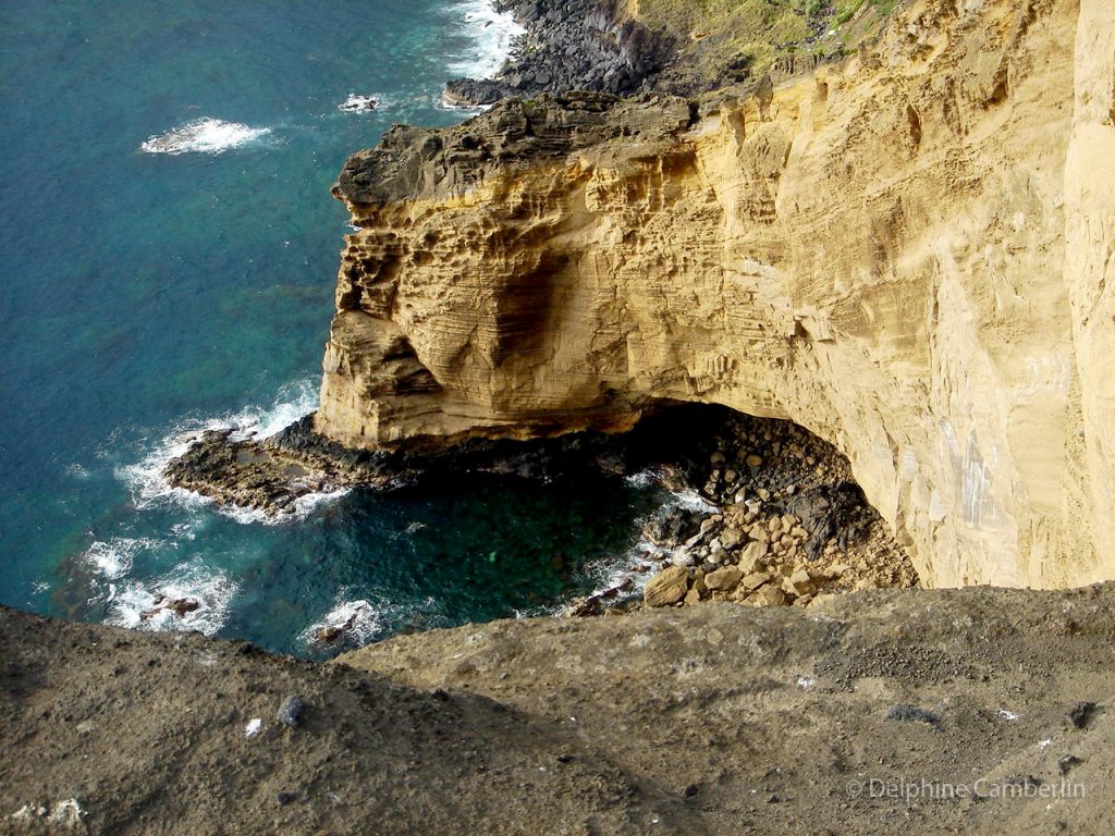 Rocky view Velas