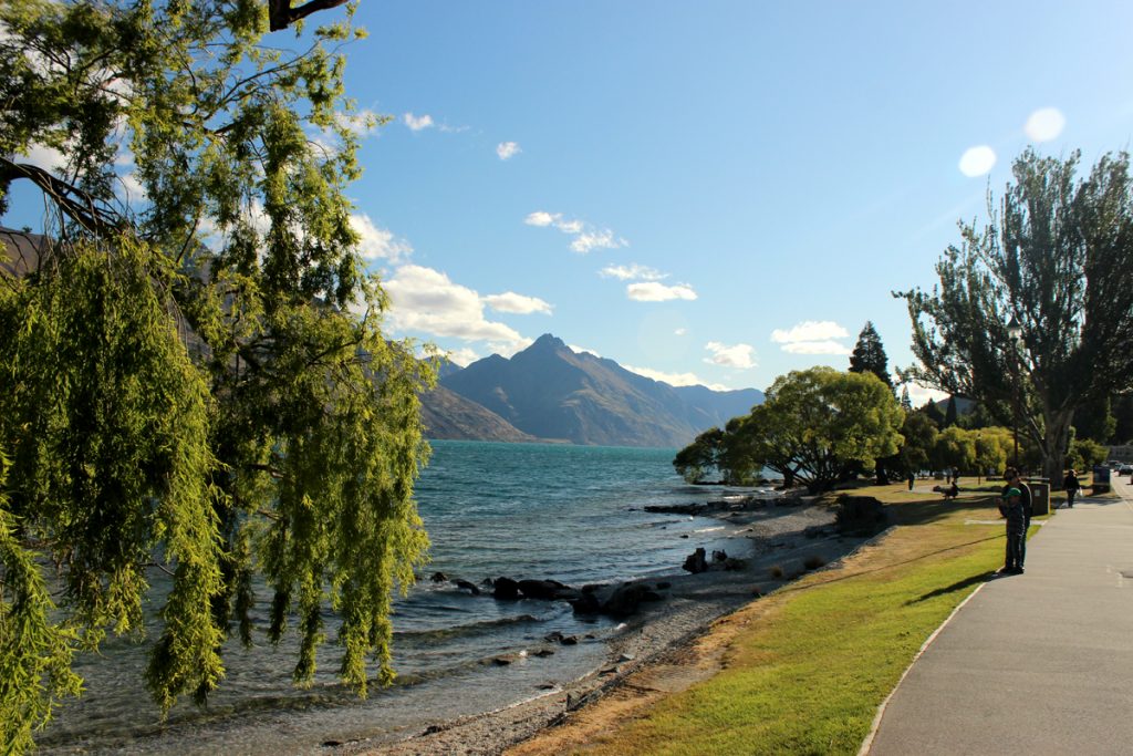 Queenstown_mountain