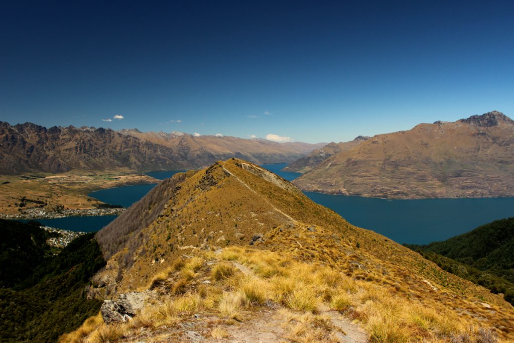 Queenstown_summit_view