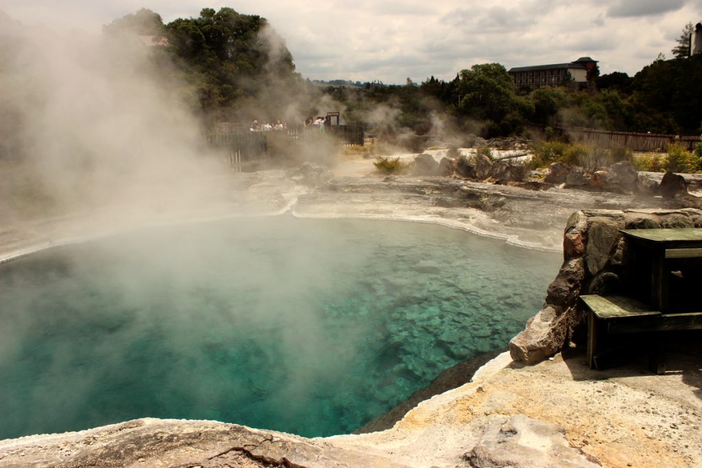 Rotorua_hotPool