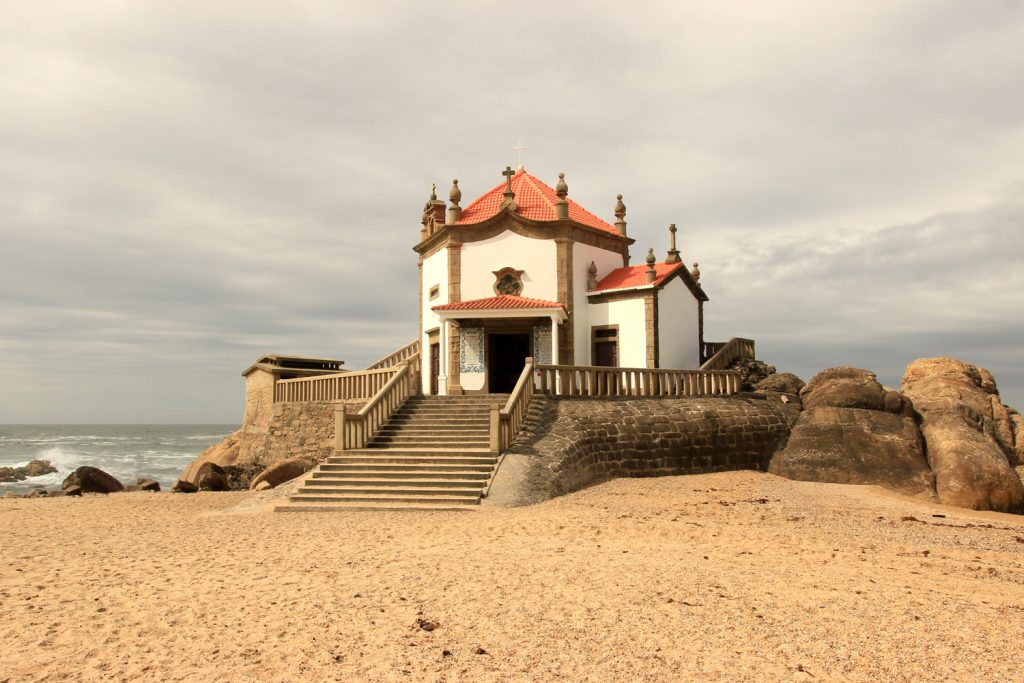 Chapel-of-Senhor-da-Pedra-Porto