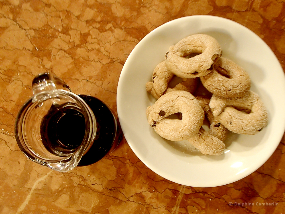 Italian speciality cookies with wine