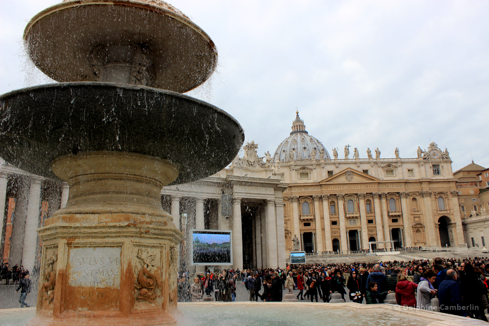 Saint_Peter_Square_Vatican