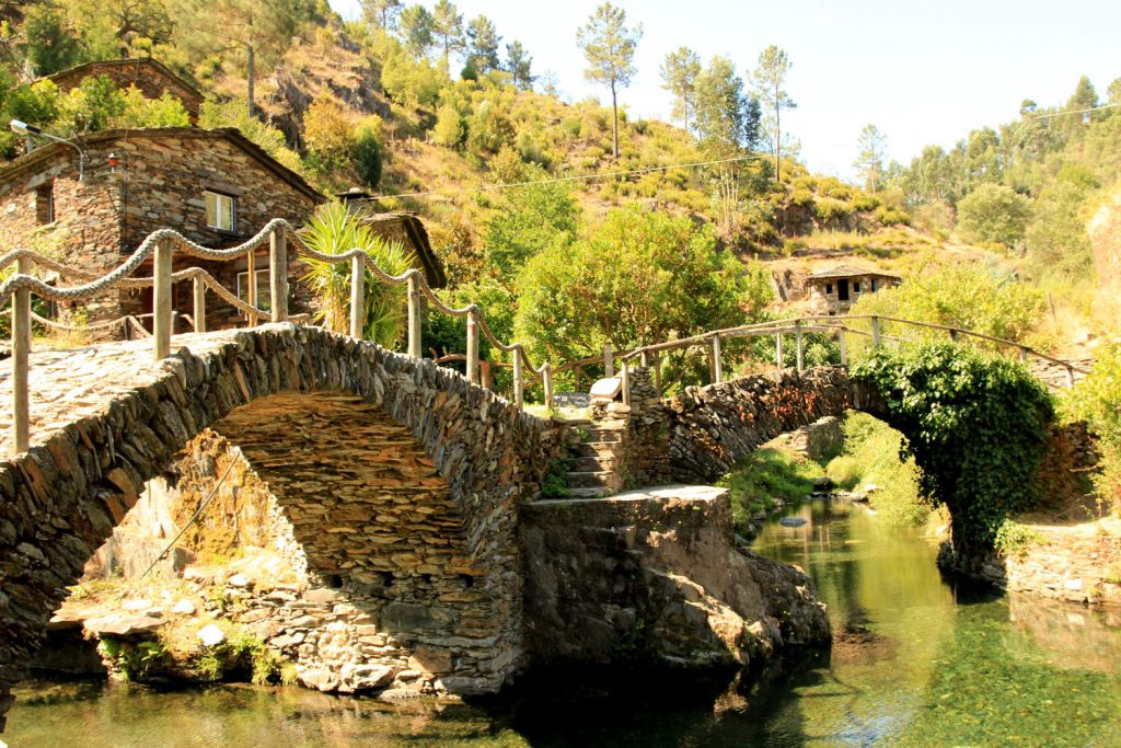 Serra-da-Estrela-Foz-d-egua-Bridge