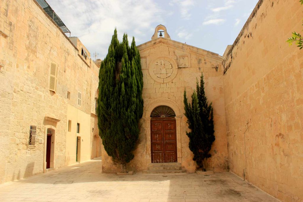 Mdina-street-door