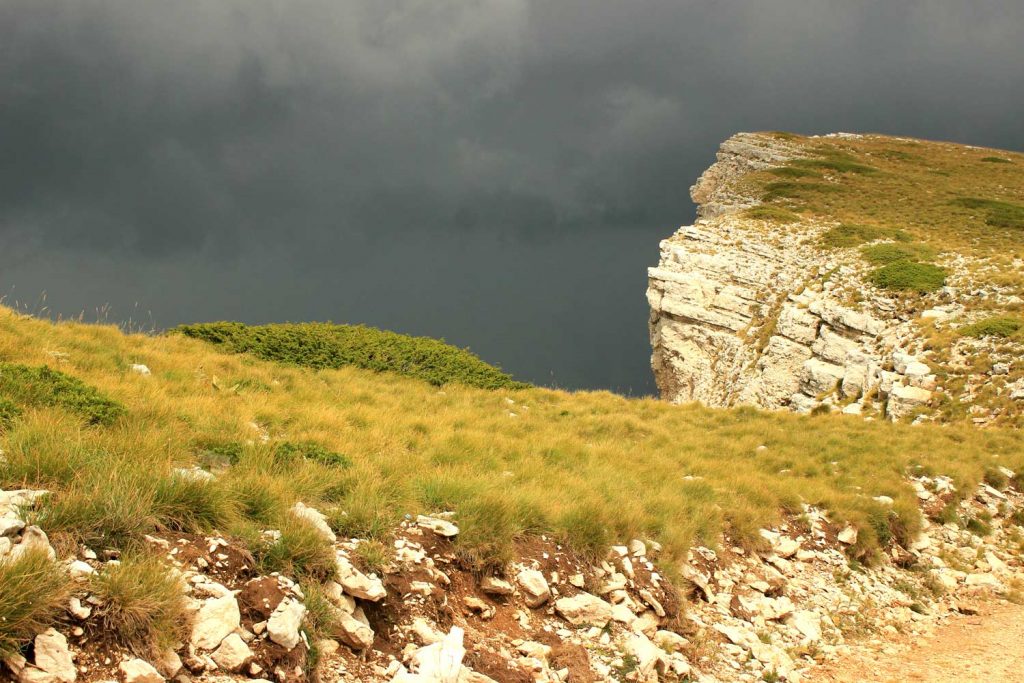 Rock-Tomorri-Mountain-National-Park