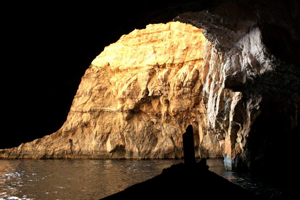 blue-grotto-cave